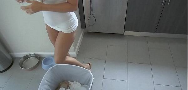  son helps mom to get pregnant